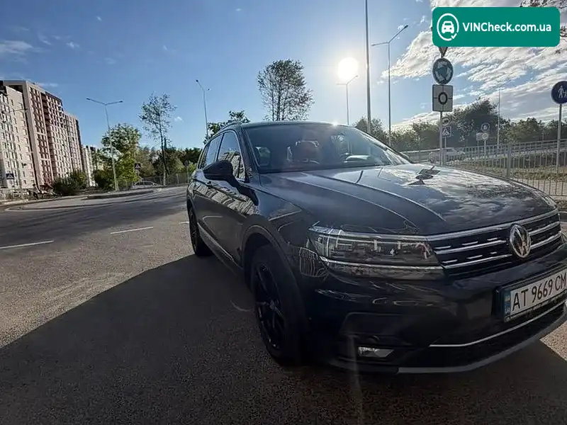 Volkswagen Tiguan 2020, фото з оголошення 2 з 20, VIN WVGZZZ5NZLW413074