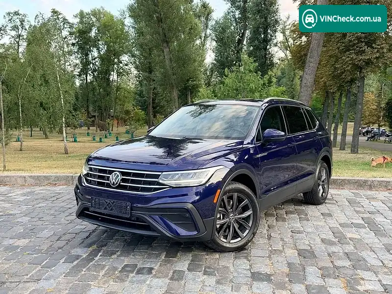 Volkswagen Tiguan 2021, фото з оголошення 1 з 20, VIN 3VV3B7AX3NM037836