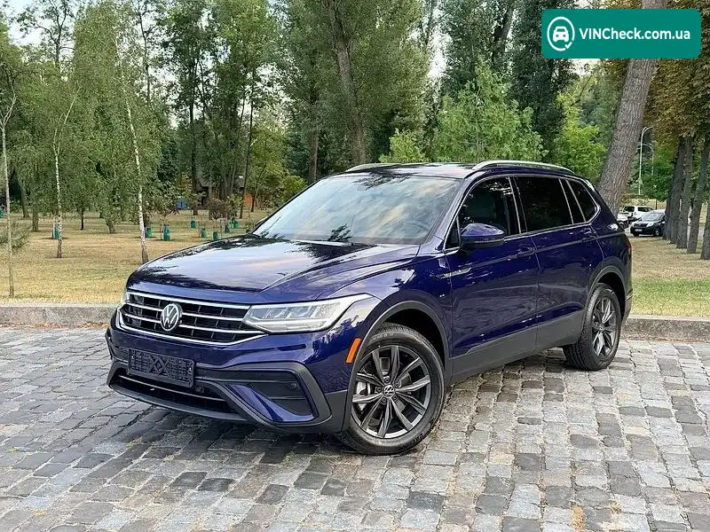 Volkswagen Tiguan 2021, фото з оголошення 2 з 20, VIN 3VV3B7AX3NM037836