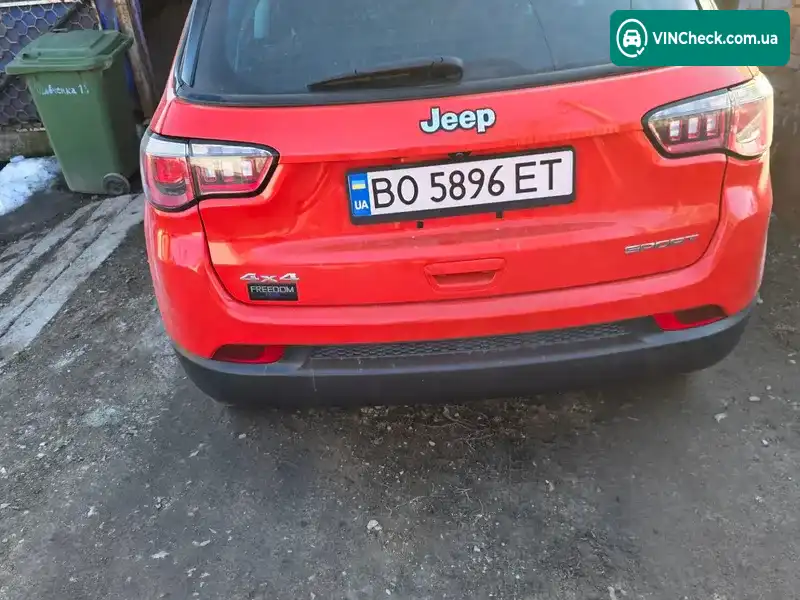 Jeep Compass 2019, фото з оголошення 2 з 7, VIN 3C4NJDAB8LT131906