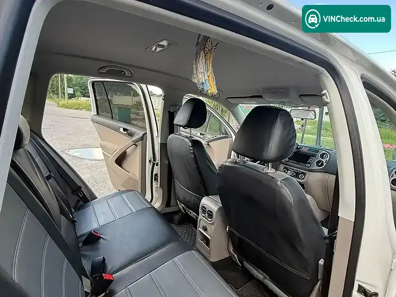 Volkswagen Tiguan 2010, фото з оголошення 2 з 6, VIN WVGBV7AX5BW506384