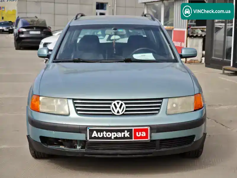Volkswagen Passat 2000, фото з оголошення 2 з 21, VIN WVWZZZ3BZYE462677