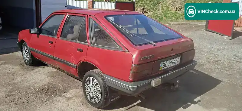 Opel Ascona 1988, фото з оголошення 2 з 20, VIN W0L000089J1132547