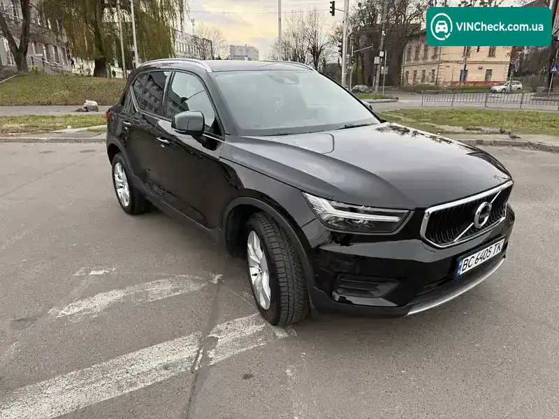 Volvo XC40 2019, фото з оголошення 2 з 21, VIN YV4162UK9K2076525