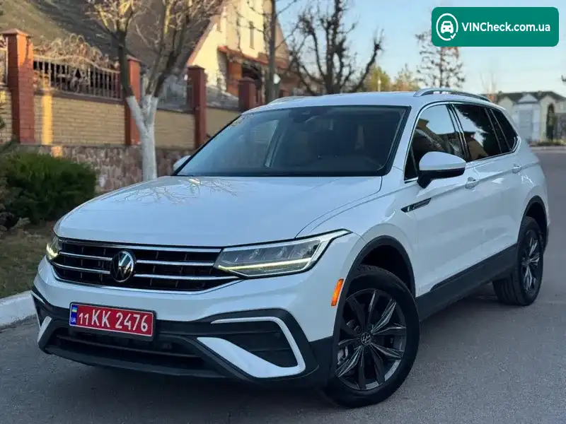 Volkswagen Tiguan 2023, фото з оголошення 2 з 20, VIN 3VV3B7AXXPM041322