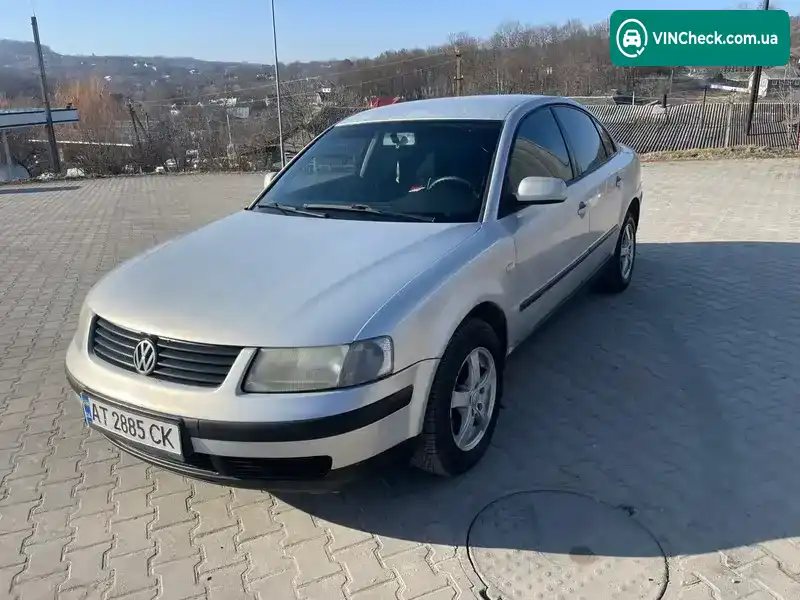 Volkswagen Passat 1999, фото з оголошення 1 з 8, VIN WVWZZZ3BZXX038963