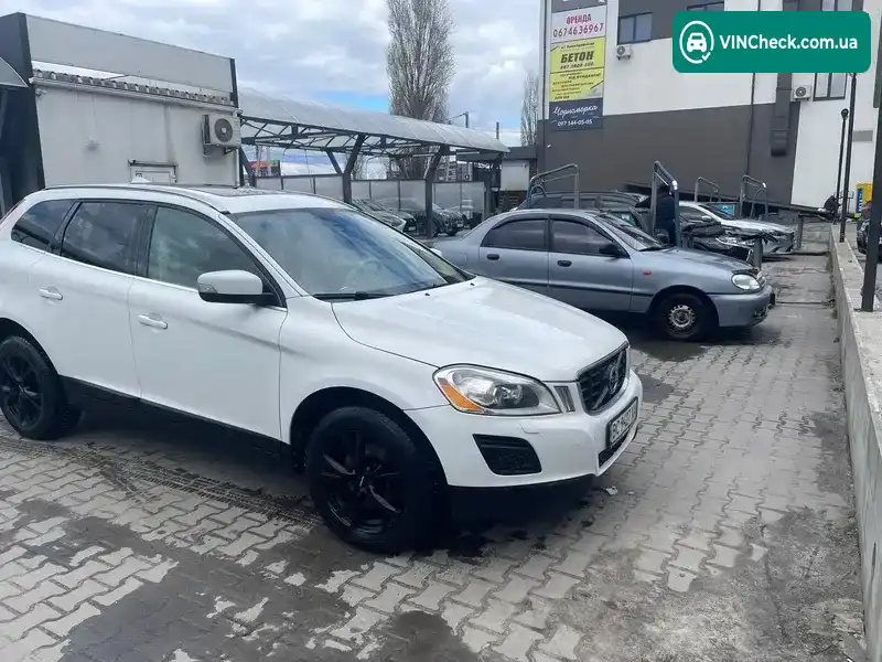Volvo XC60 2010, фото з оголошення 1 з 18, VIN YV4902DZ5B2140190