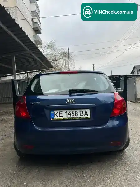 Kia Ceed 2008, фото з оголошення 2 з 10, VIN Y6LFF24238L003978
