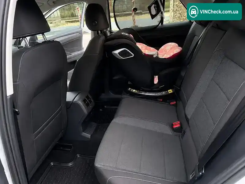 Volkswagen T-Roc 2023, фото з оголошення 1 з 8, VIN WVGZZZA1ZRV053112