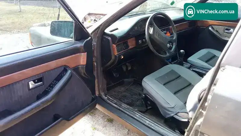 Audi 200 1989, фото з оголошення 1 з 10, VIN WAUZZZ44ZKN048727