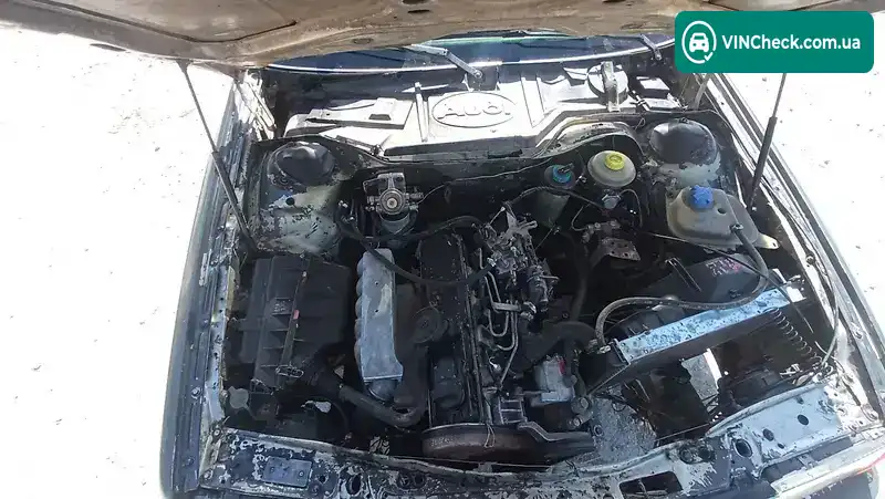 Audi 200 1989, фото з оголошення 2 з 10, VIN WAUZZZ44ZKN048727