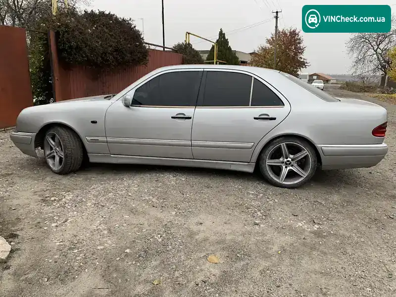 Mercedes-Benz E-Class 1995, фото з оголошення 2 з 21, VIN WDB2100371A056643