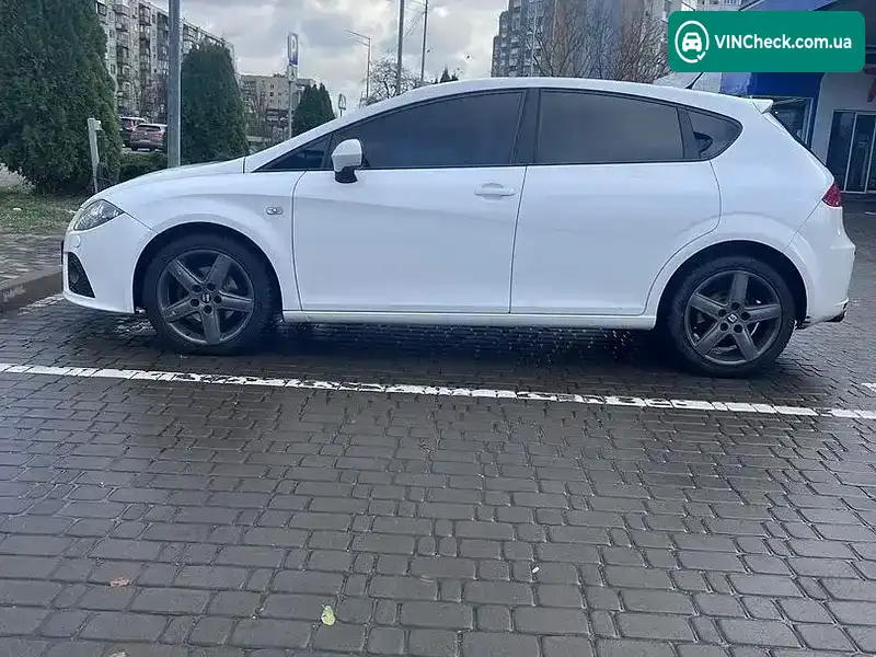 SEAT Leon 2011, фото з оголошення 2 з 8, VIN VSSZZZ1PZAR069937