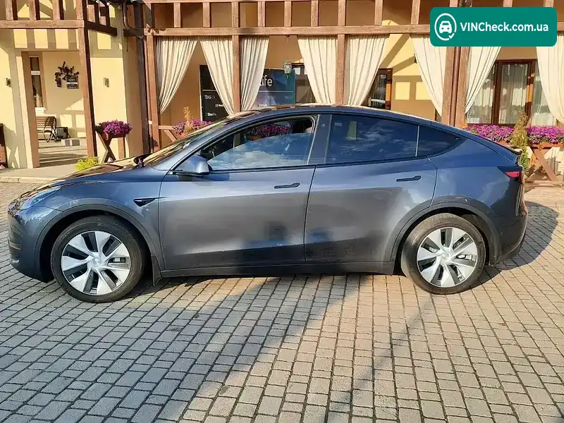 Tesla Model Y 2022, фото з оголошення 2 з 20, VIN 7SAYGDEE5NF399512