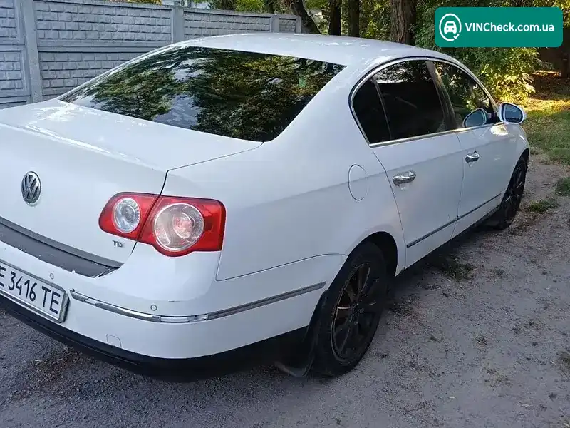 Volkswagen Passat 2005, фото з оголошення 2 з 13, VIN WVWZZZ3CZ6P121283