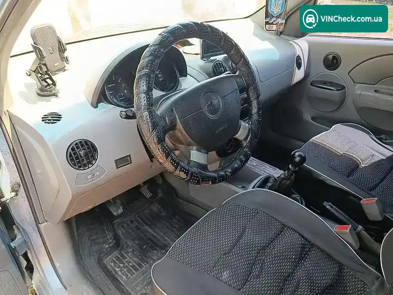 Chevrolet Aveo 2004, фото з оголошення 1 з 5, VIN KLASF69YE4B243614