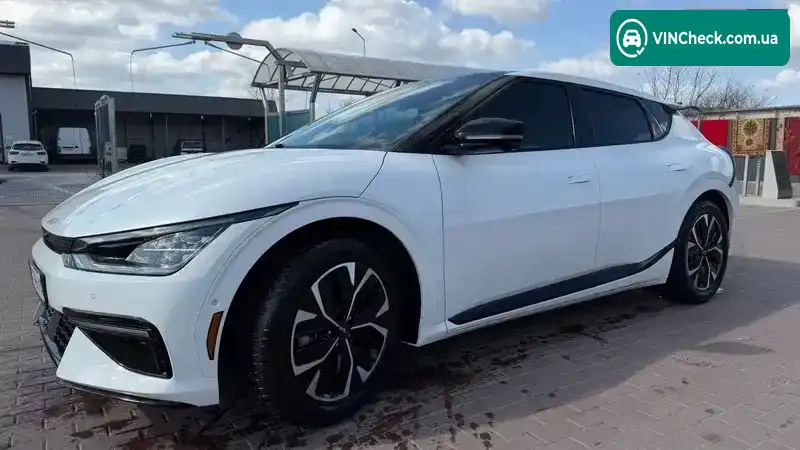 Kia EV6 2022, фото з оголошення 2 з 21, VIN KNDC44LA3P5101186