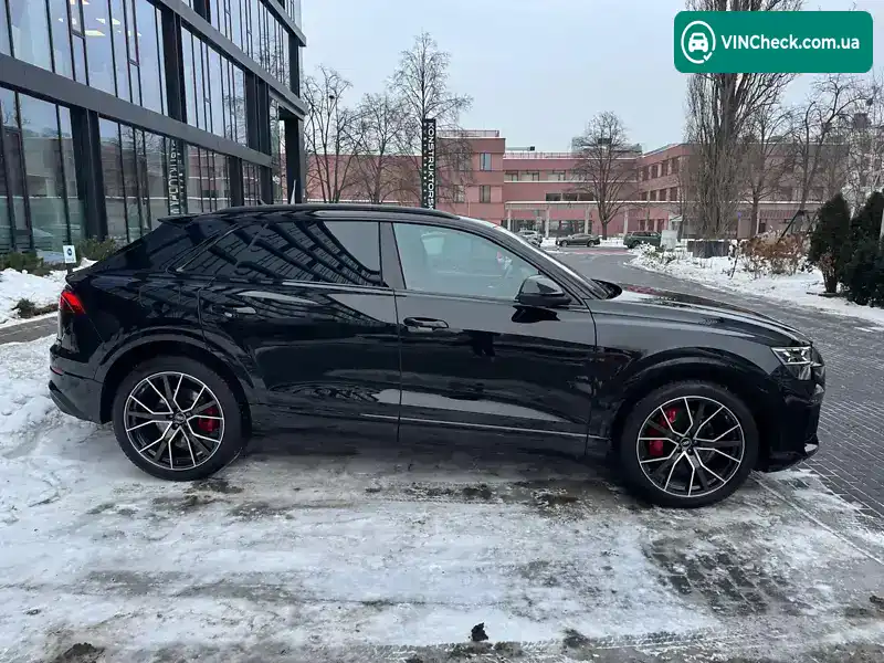 Audi Q8 2024, фото з оголошення 2 з 20, VIN WAUZZZF16SD001499