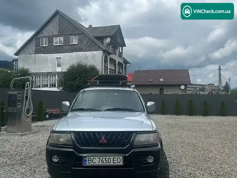 Mitsubishi Pajero 2004, фото з оголошення 2 з 19, VIN JMB0RK9604J000930