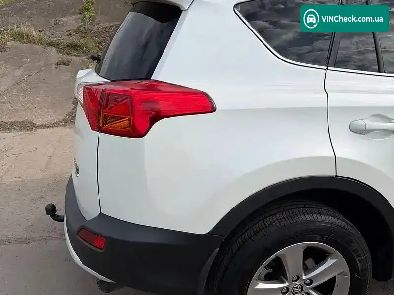 Toyota RAV4 2015, фото з оголошення 2 з 21, VIN JTMDAREV80D065839
