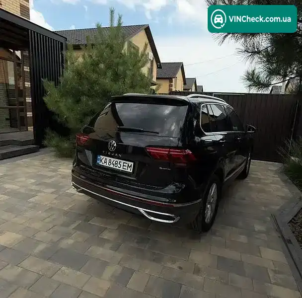 Volkswagen Tiguan 2021, фото з оголошення 1 з 20, VIN WVGZZZ5NZMW531436