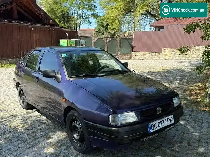 SEAT Cordoba 1997, фото з оголошення 2 з 13, VIN VSSZZZ6KZVR117849