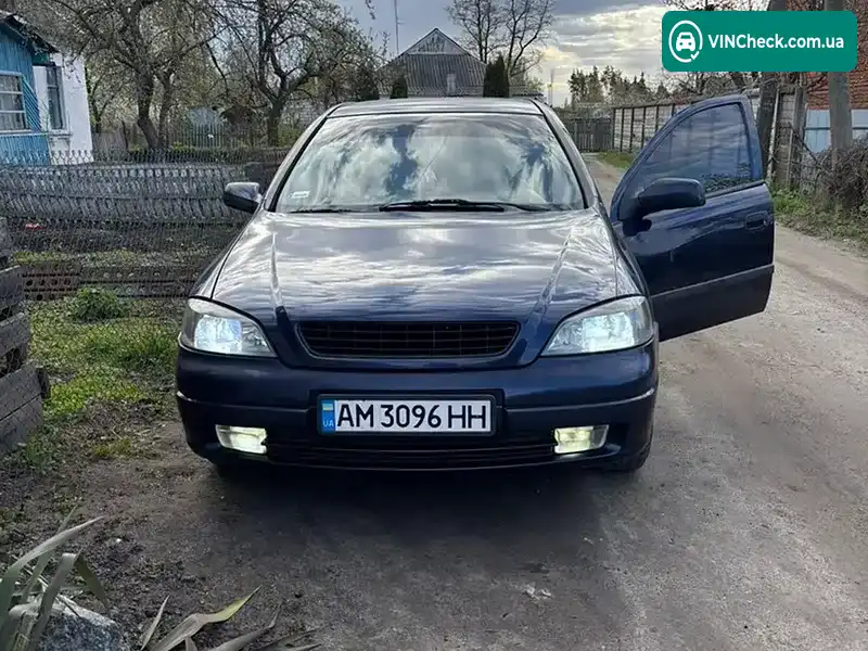 Opel Astra 2000, фото з оголошення 1 з 13, VIN W0L0TGF69Y5016787