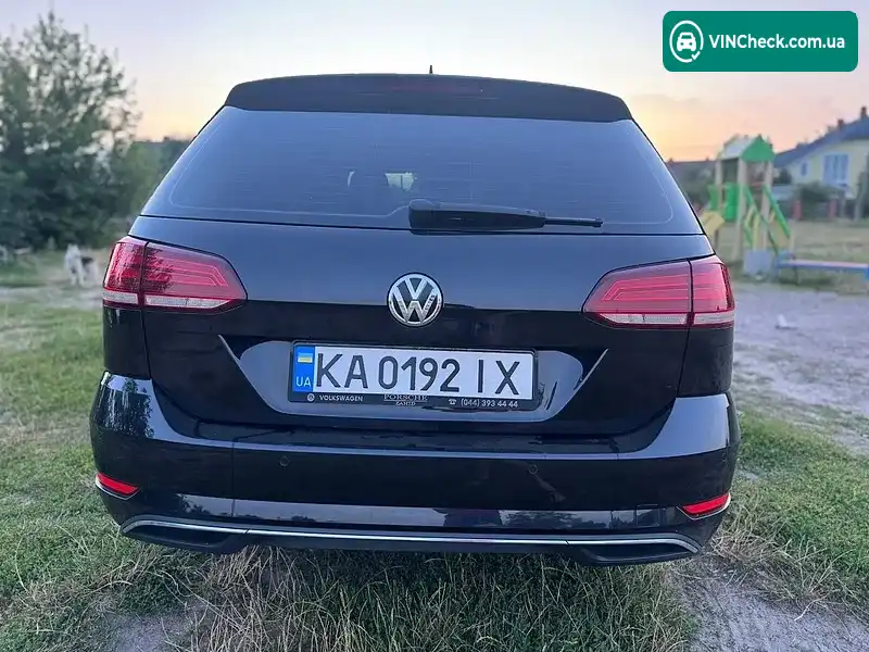 Volkswagen Golf 2017, фото з оголошення 1 з 7, VIN WVWZZZAUZJP555793