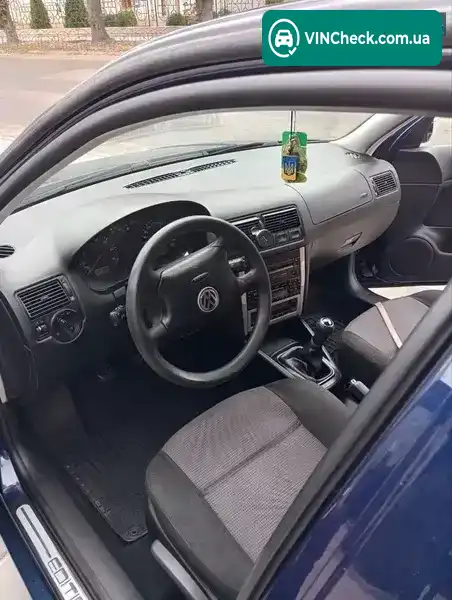 Volkswagen Golf 2000, фото з оголошення 2 з 5, VIN WVWZZZ1JZ1D390627