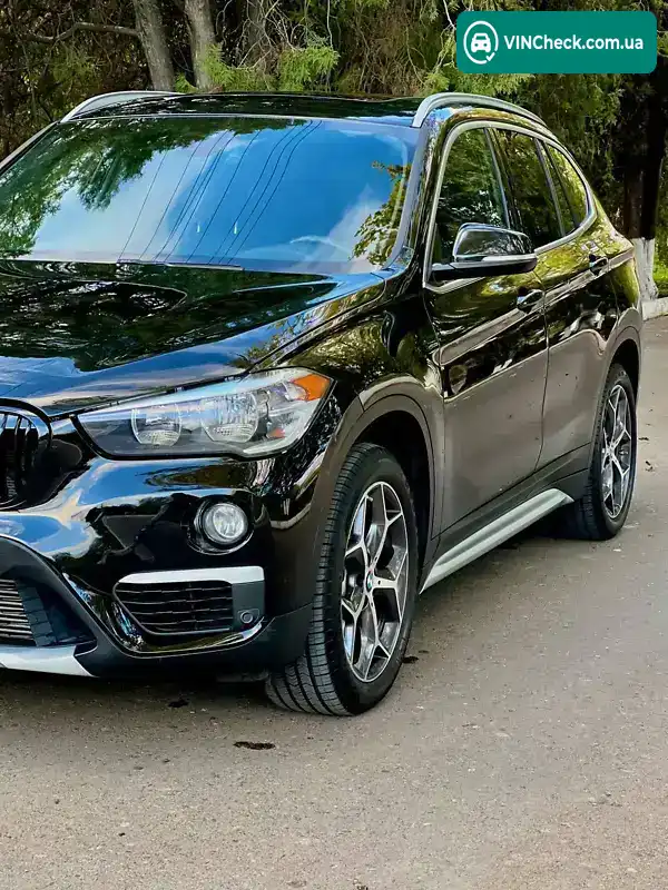 BMW X1 2018, фото з оголошення 2 з 21, VIN WBXHT3C53K5L36902