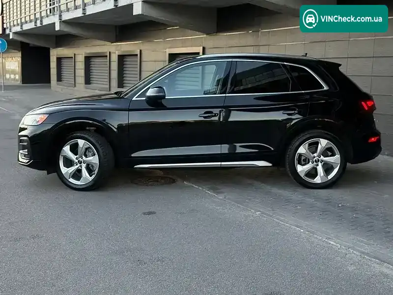 Audi Q5 2020, фото з оголошення 2 з 20, VIN WA1BAAFY8M2006044