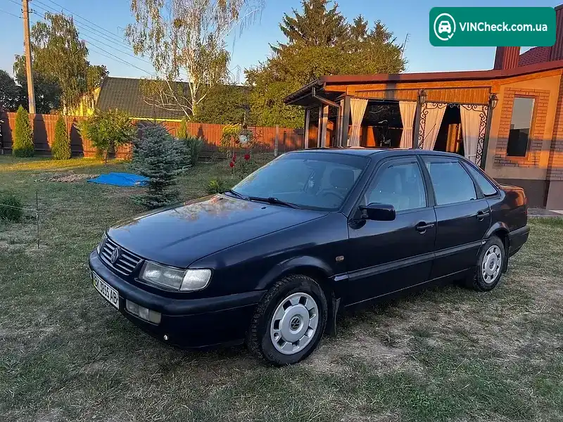 Volkswagen Passat 1996, фото з оголошення 2 з 16, VIN WVWZZZ3AZTE226980