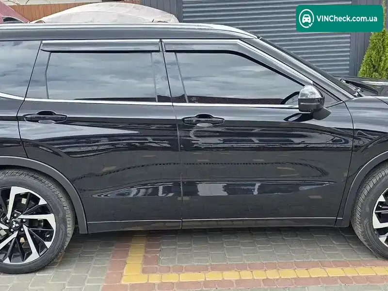 Mitsubishi Outlander 2021, фото з оголошення 1 з 21, VIN JA4J4VA81NZ041275