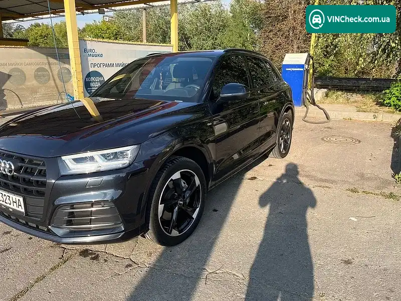 Audi Q5 2020, фото з оголошення 1 з 20, VIN WA1ENAFY4L2079752