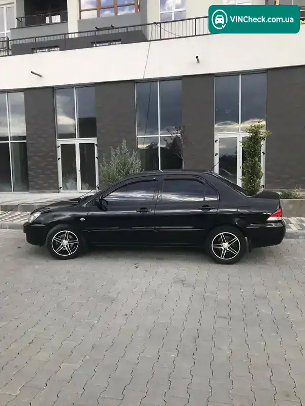 Mitsubishi Lancer 2008, фото з оголошення 2 з 14, VIN JMBSNCS3A8U002972
