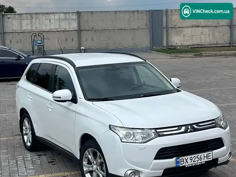 Mitsubishi Outlander 2012, фото з оголошення 1 з 20, VIN JMBXLGF6WDZ403599