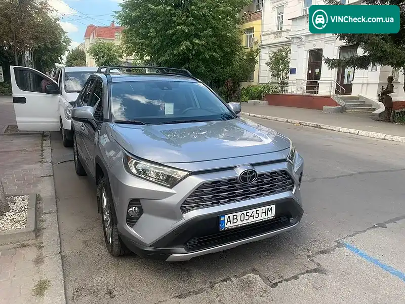 Toyota RAV4 2018, фото з оголошення 2 з 20, VIN JTMC1RFV5KD502175