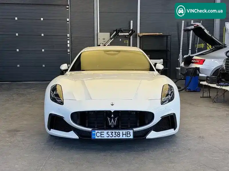 Maserati GranTurismo 2023, фото з оголошення 2 з 15, VIN ZAMBMVDB0RX432707