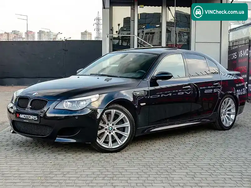 BMW M5 2007, фото з оголошення 2 з 20, VIN WBSNB93527CX07467