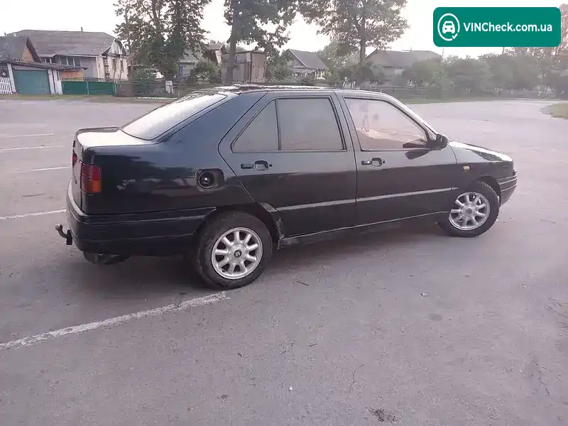 SEAT Toledo 1995, фото з оголошення 1 з 10, VIN VSSZZZ1LZZR035242