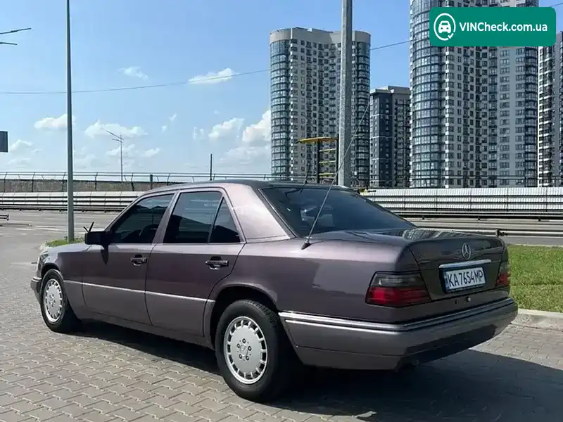 Mercedes-Benz E-Class 1995, фото з оголошення 2 з 3, VIN WDB12322010134845