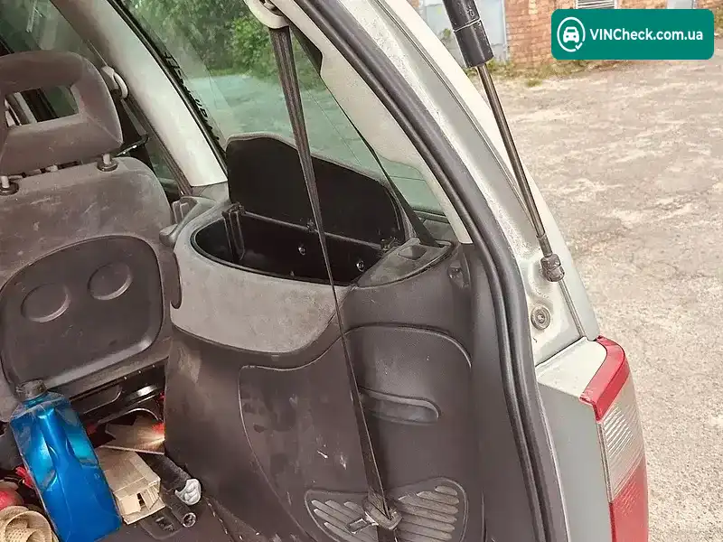 Ford Galaxy 2002, фото з оголошення 2 з 12, VIN WF0GXXPSSG2U27814