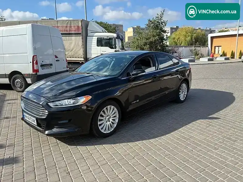 Ford Fusion 2016, фото з оголошення 2 з 5, VIN 3FA6P0LU0GR394636