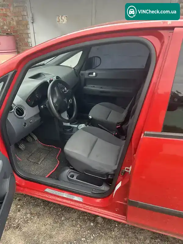 Mitsubishi Colt 2007, фото з оголошення 2 з 9, VIN XMCXNZ34A7F064552