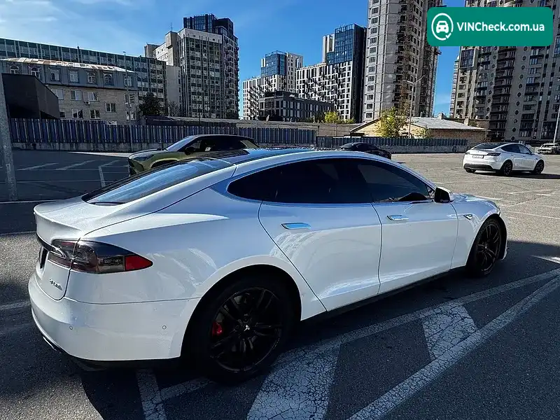 Tesla Model S 2015, фото з оголошення 2 з 16, VIN 5YJSA1H20FFP79721