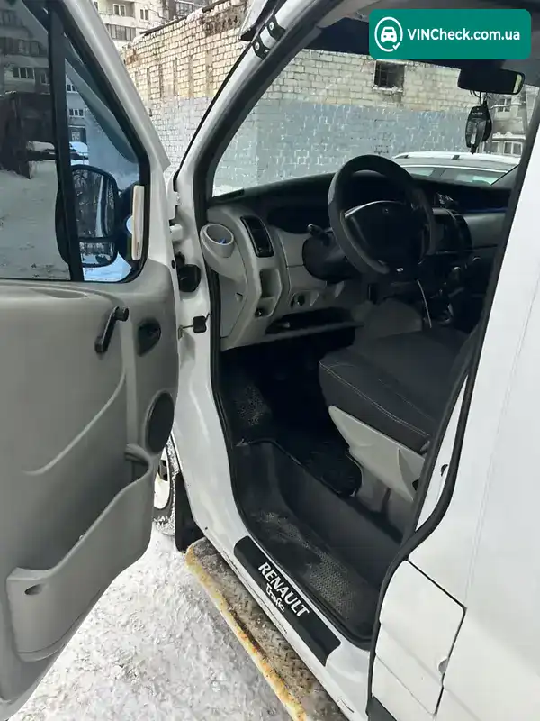 Renault Trafic 2006, фото з оголошення 2 з 21, VIN VF1FLACA66Y151266