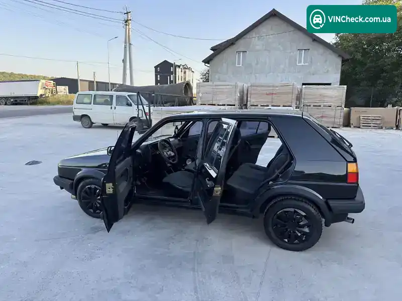 Volkswagen Golf 1990, фото з оголошення 1 з 20, VIN WVWZZZ1GZMW166494