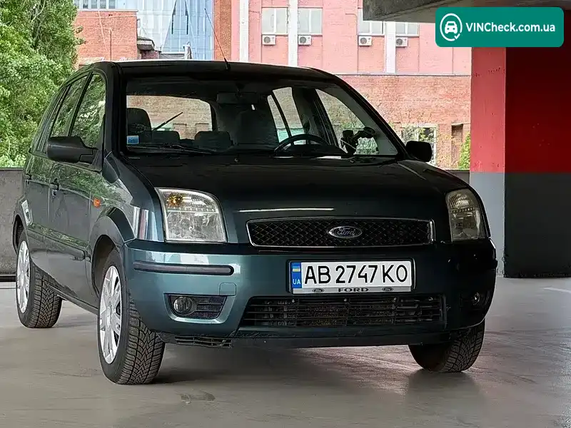 Ford Fusion 2004, фото з оголошення 1 з 21, VIN WF0UXXGAJU4C37656