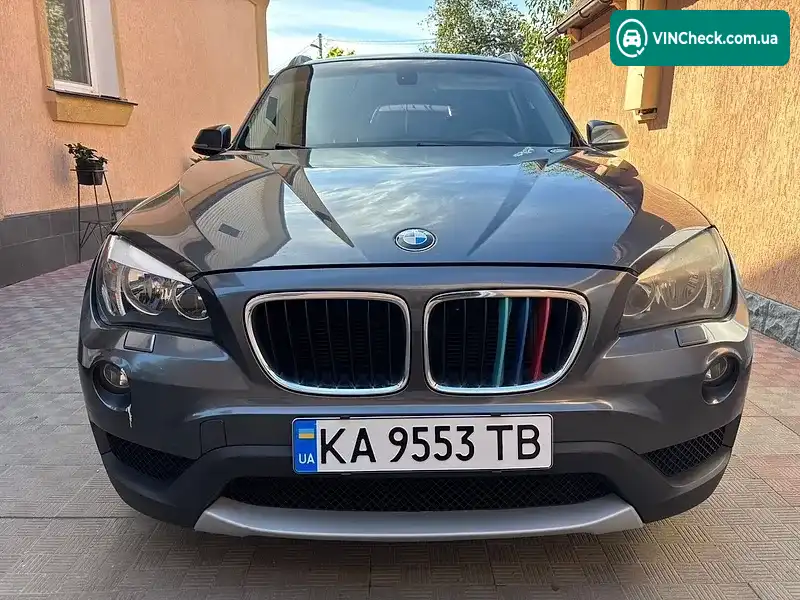 BMW X1 2012, фото з оголошення 2 з 12, VIN WBAVL1C51DVR87899
