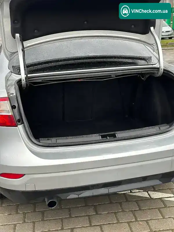 Renault Fluence 2010, фото з оголошення 2 з 11, VIN VF1LZBB0644030574